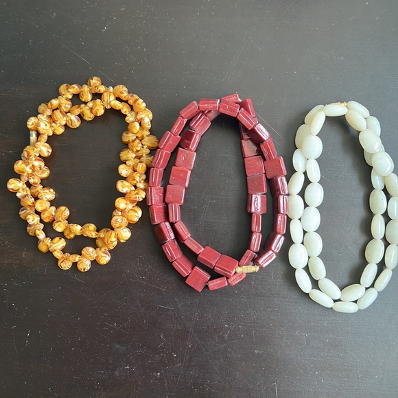 Handmade Necklace shell-stone (light brown zigzag + Ivory + brown square bead) - Picture 1 of 12